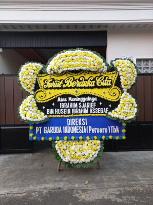 Papan Bunga Duka di Olak Kemang