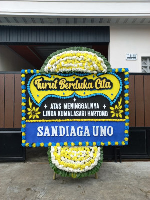 Papan Bunga Duka di Olak Kemang
